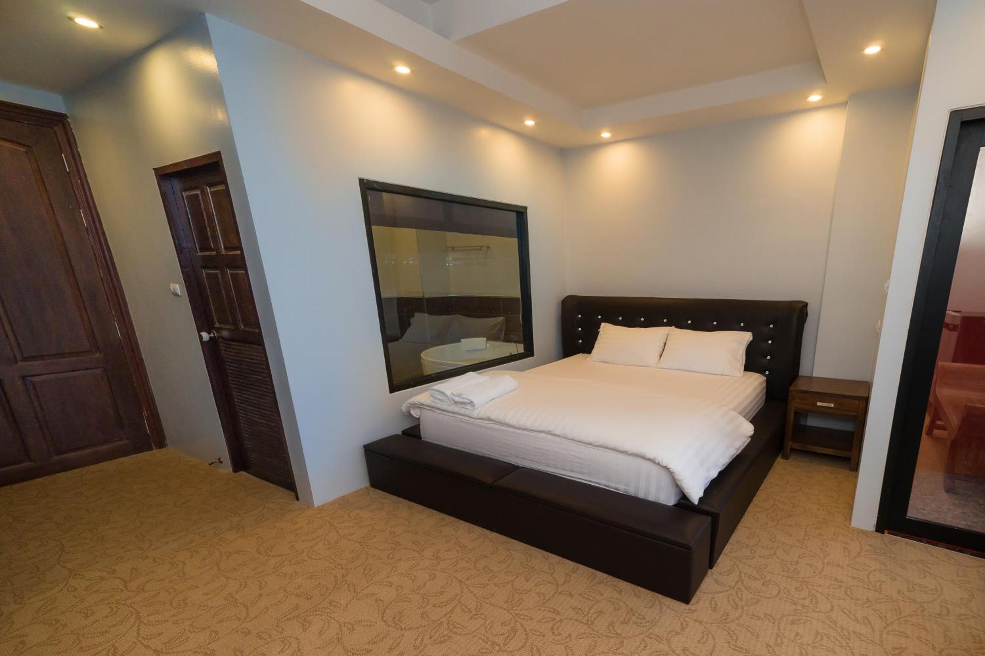 Thongtara House Boutique Srinakarin Hotel Bangkok Ruang foto