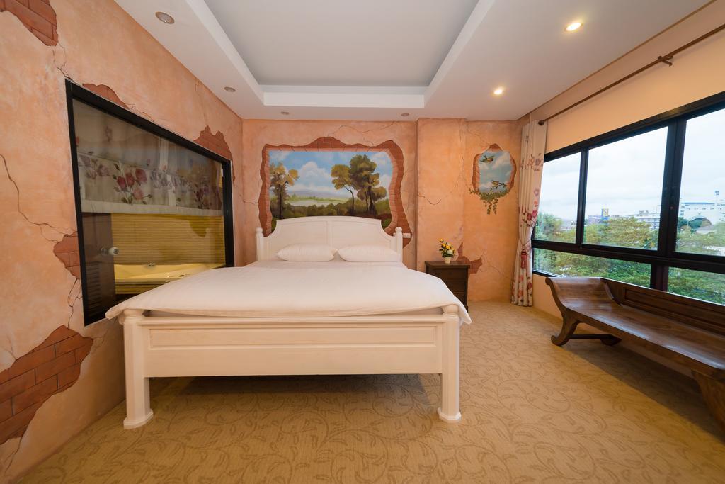 Thongtara House Boutique Srinakarin Hotel Bangkok Ruang foto