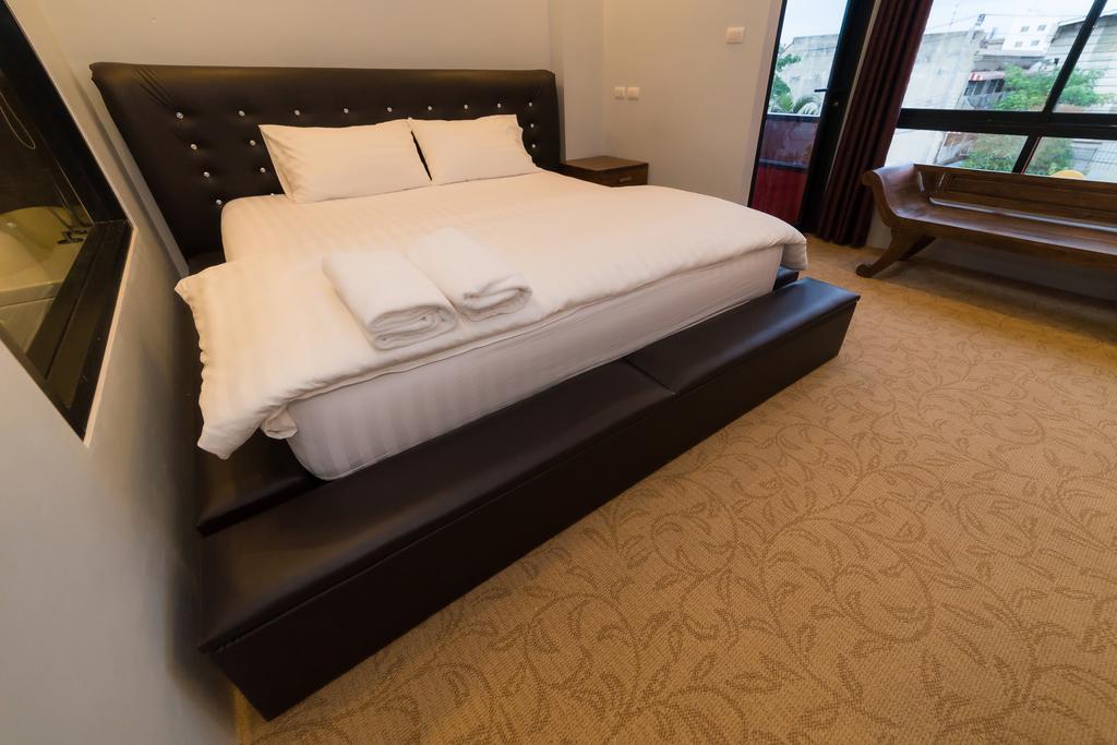 Thongtara House Boutique Srinakarin Hotel Bangkok Ruang foto