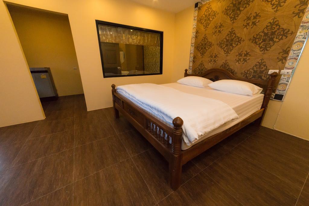 Thongtara House Boutique Srinakarin Hotel Bangkok Ruang foto