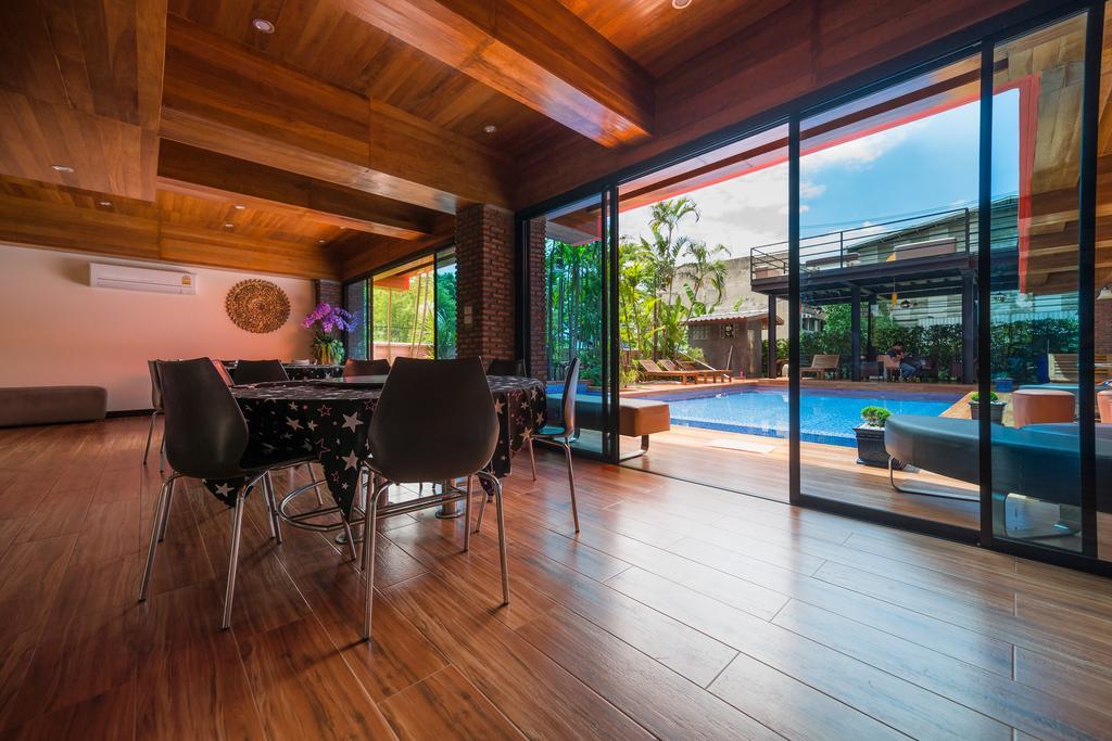 Thongtara House Boutique Srinakarin Hotel Bangkok Bagian luar foto
